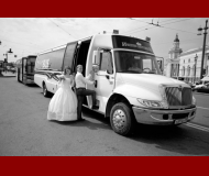 Аренда и прокат лимузинов! Заказ лимузинов, автомобилей, автобусов на свадьбу, Новый год, юбилей, корпоративную вечеринку